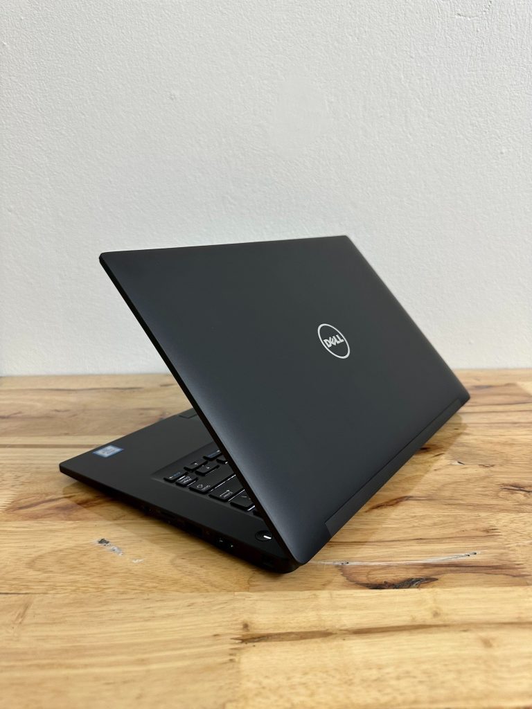 Latitude 7480