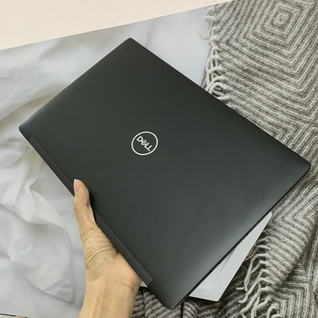 Máy tính Dell Latitude 7490
