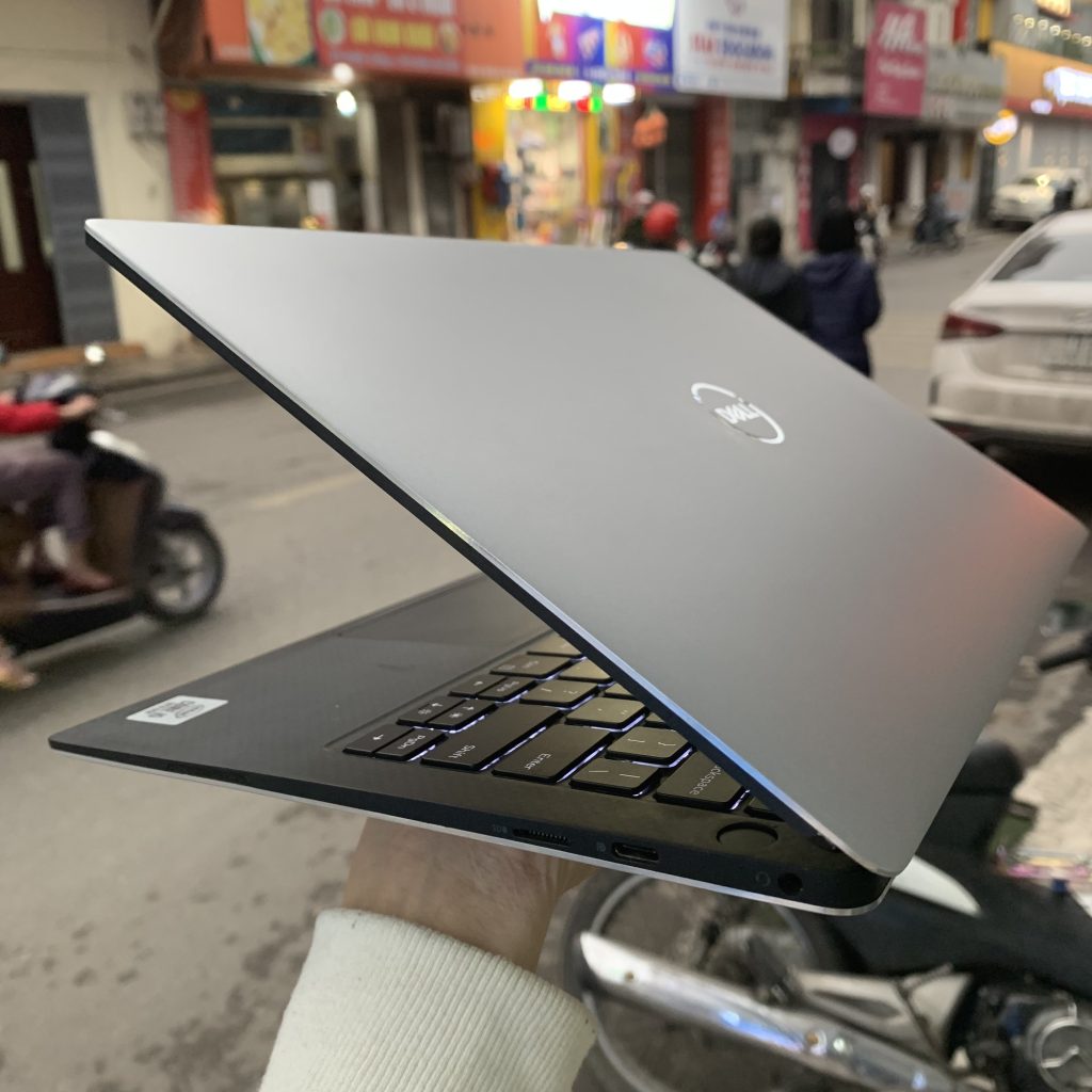 Máy tính Dell XPS 7390