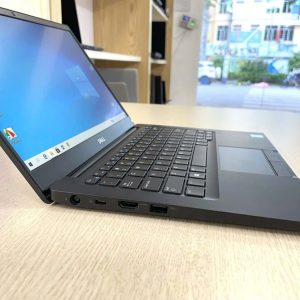 Laptop Dell Latitude 7390 I5-8250U/RAM 8GB/SSD 256GB